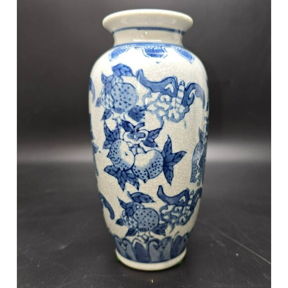 Blue White Porcelain Asian Vase With Floral Fruit Pattern Crackle Finish DH1315 - Picture 2 of 6